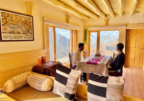 Snow Leopard Lodge Guest Dining