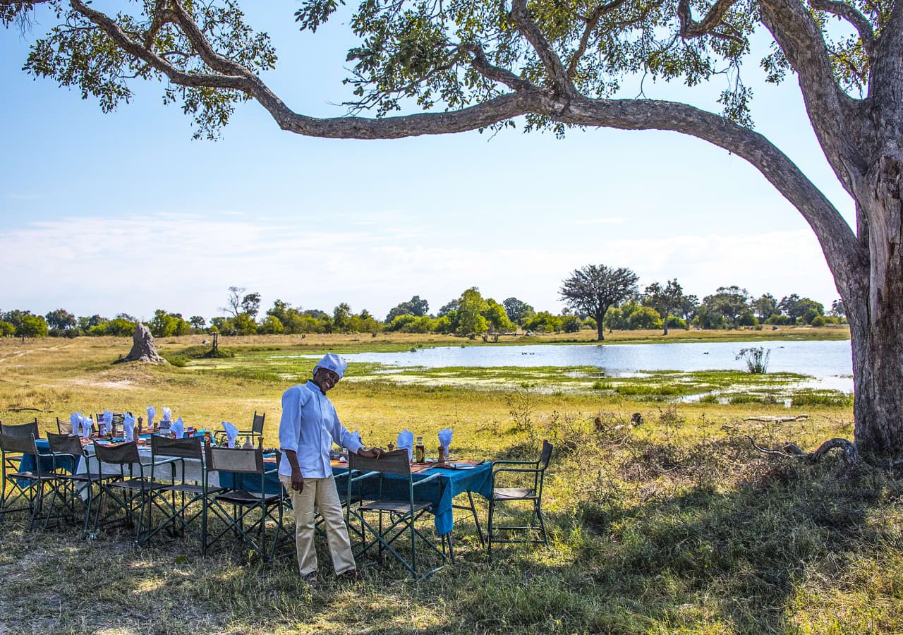 Lebala camp lunch by the water 1280