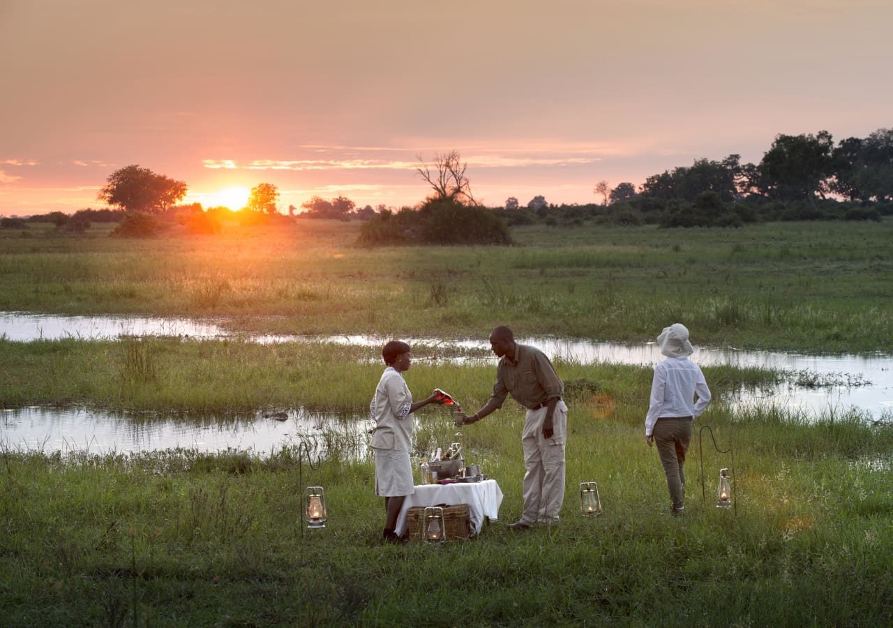 Duba plains camp okavango delta sundowner drinks 1280