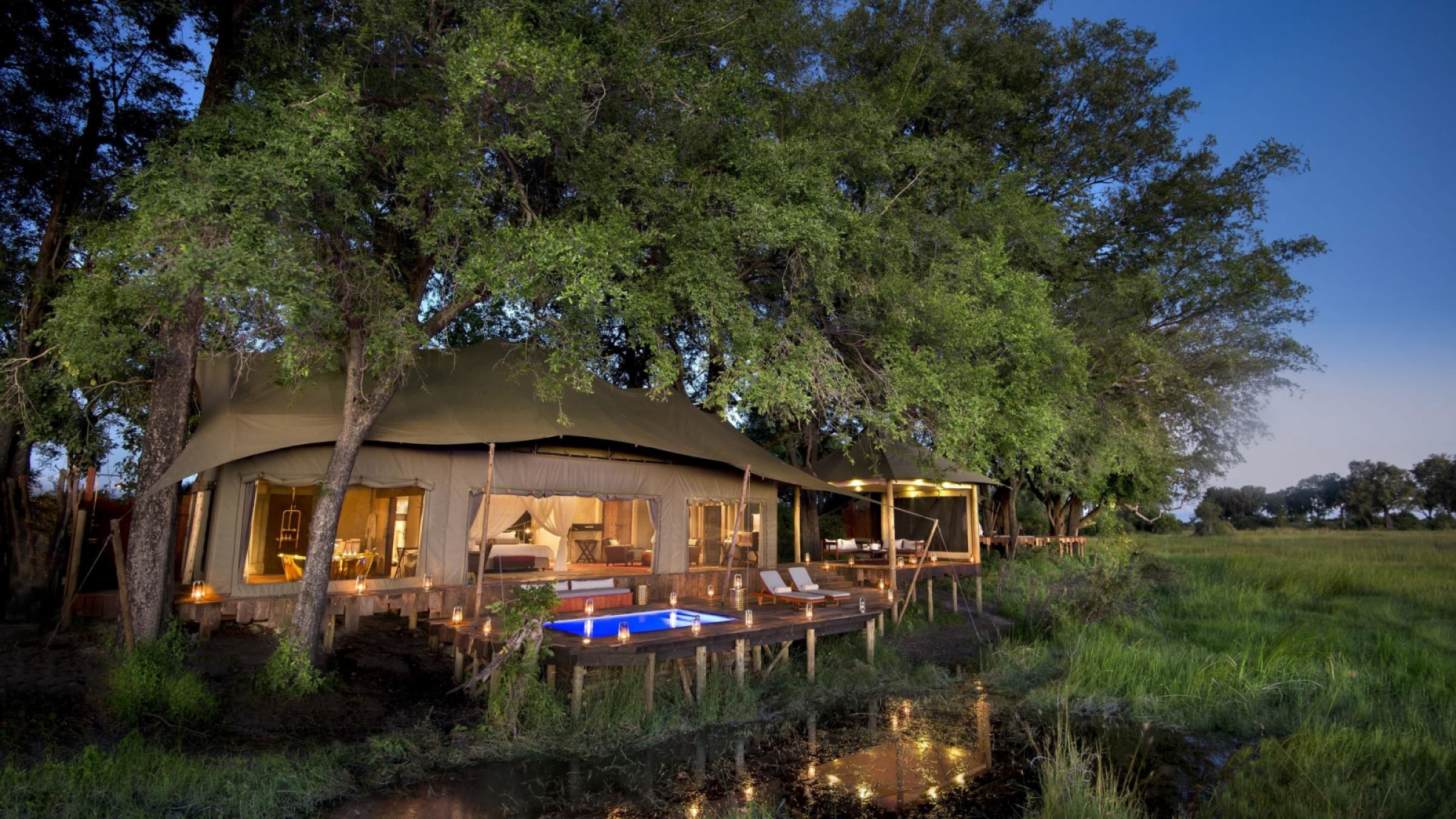 Duba plains camp guest suite at evening 2400