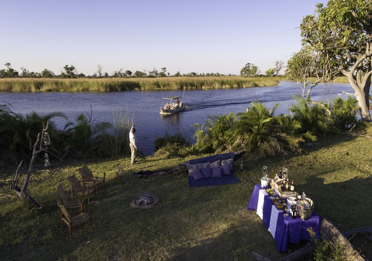 Little vumbura camp sunset drinks in the okavango delta 1280