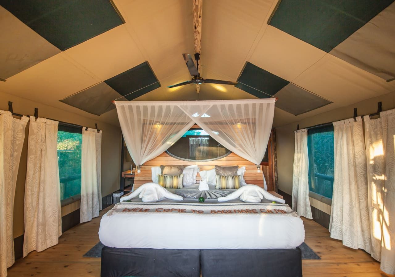 Rra dinare camp tent bedroom interior 1280