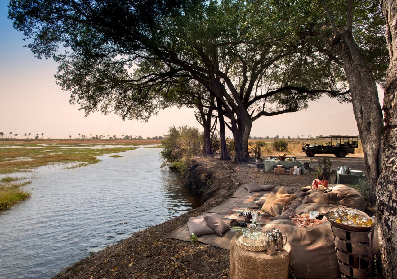 Sandibe okavango safari lodge bush breakfast 1280