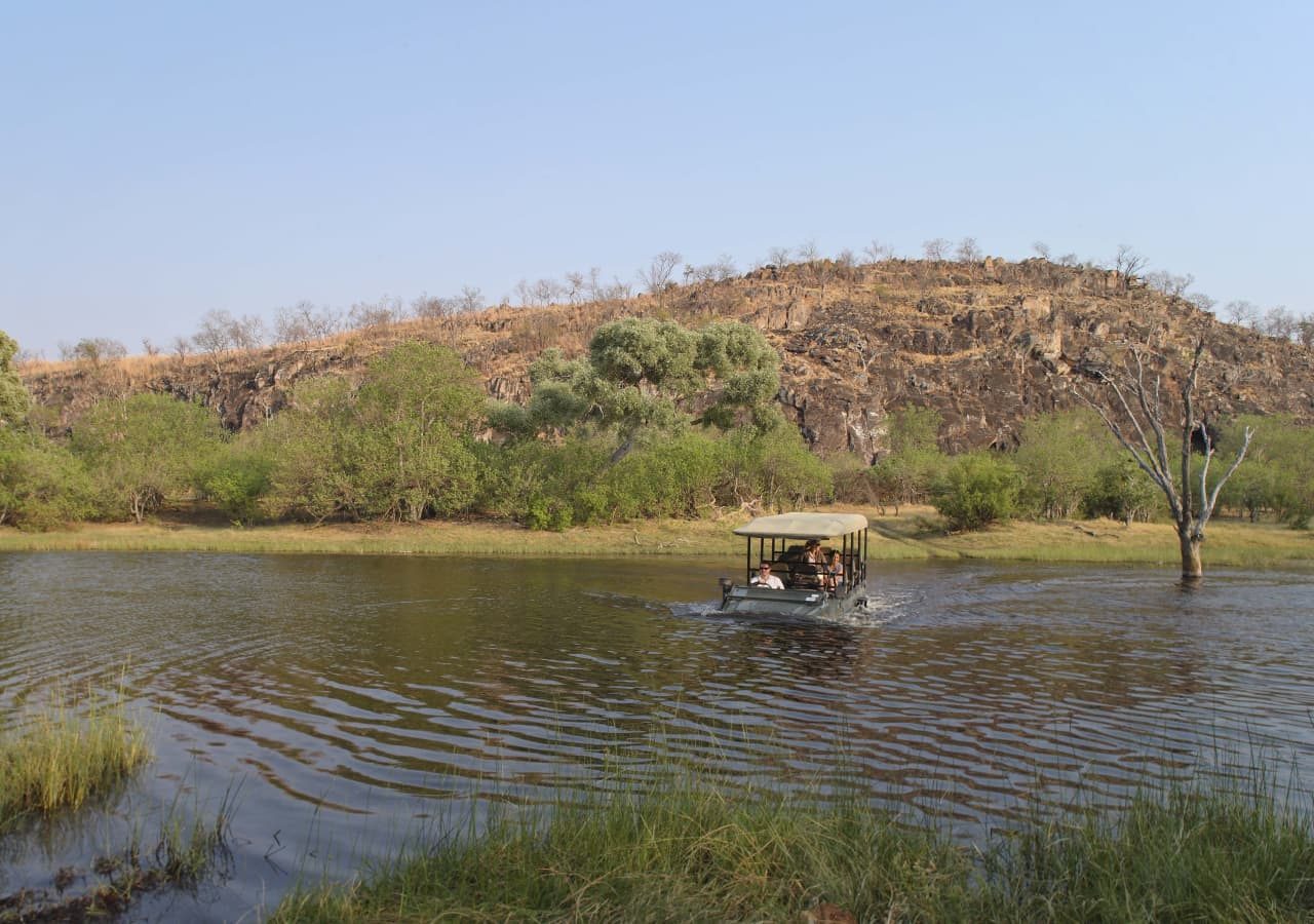 Savute under canvas safari game drive 1280