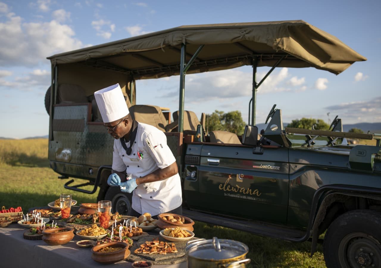 Sand river masai mara sundowner snacks 1280