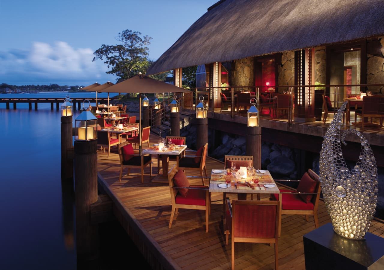 Four seasons resort mauritius at anahita dinner on the deck 1280