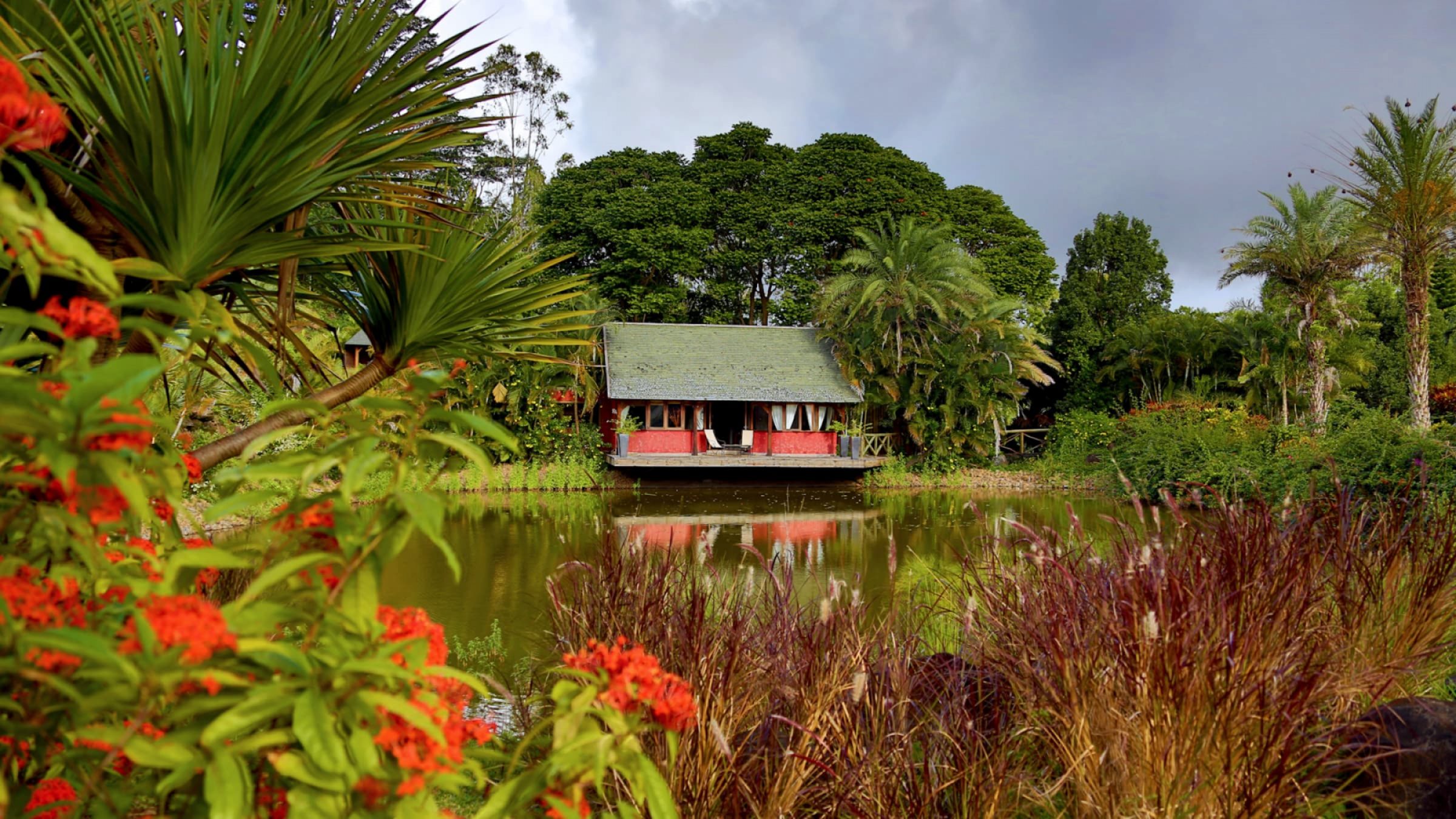 Lakaz chamarel exclusive lodge exterior view of bedroom 2400