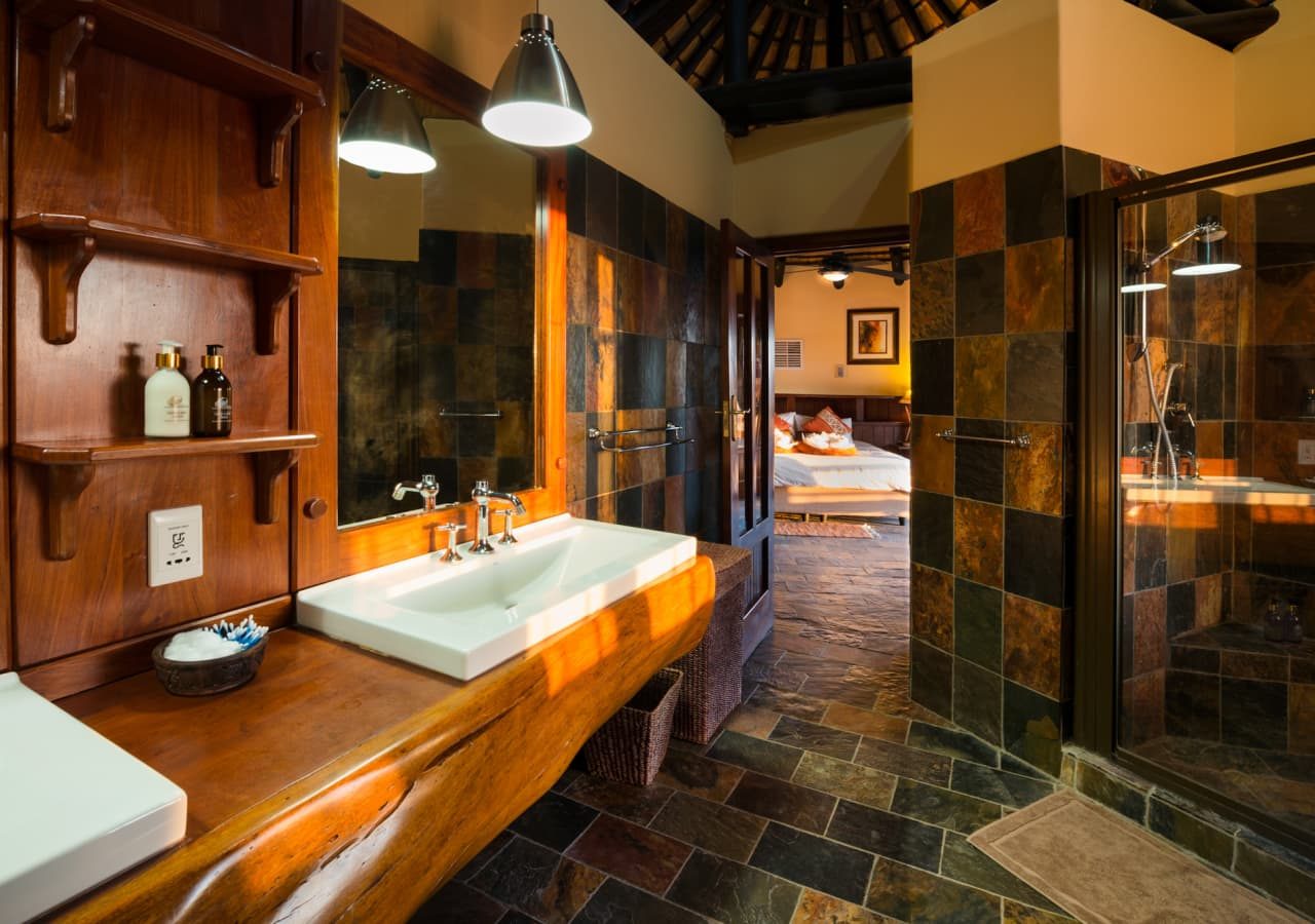 Etosha mountain lodge lodge guest bathroom 1280