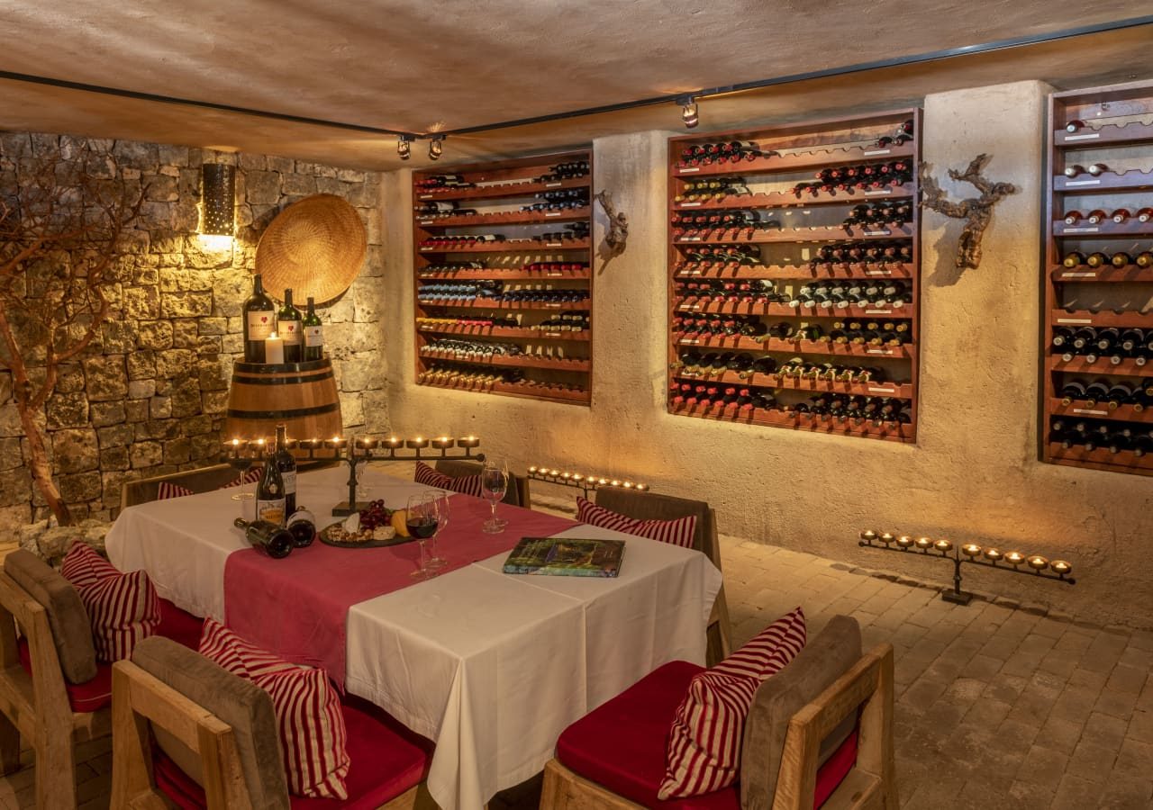 Onguma the fort wine cellar dining 1280