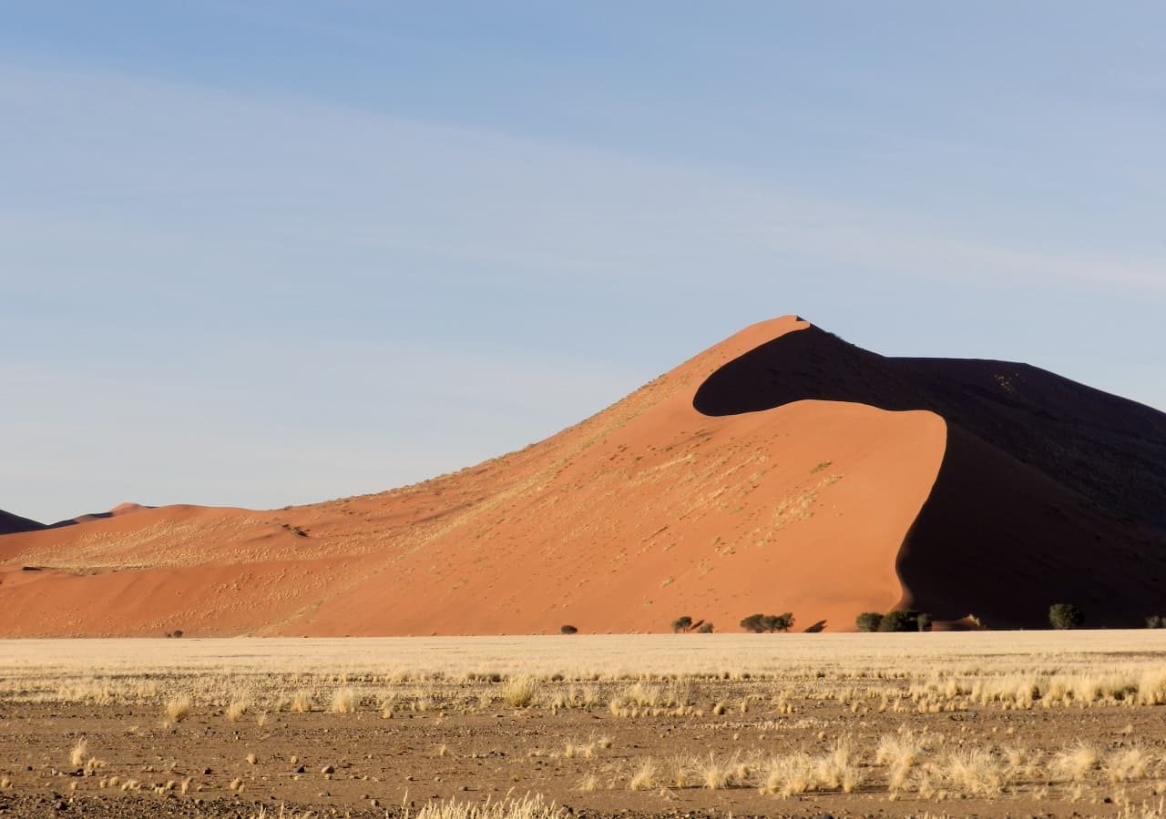 Sossusvlei lodge dunes landscape 1280