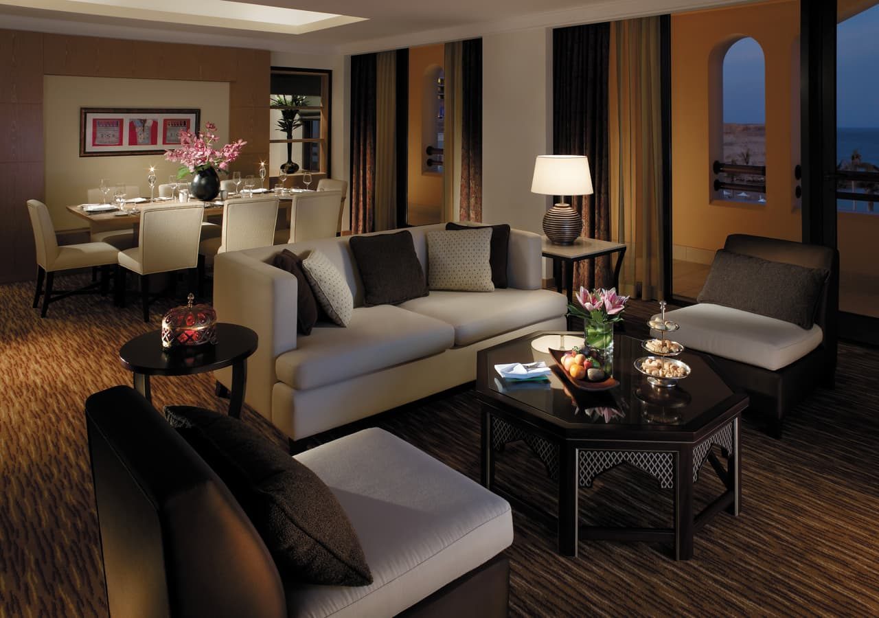 Al bandar at shangri la barr al jissah resort and spa speciality suite living room 1280