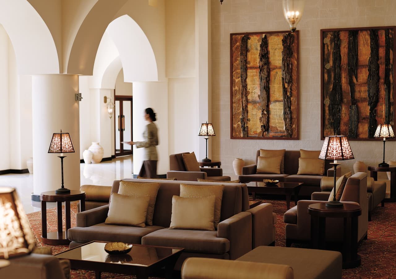 Al waha at shangri la barr al jissah resort and spa guest lounge area 1280