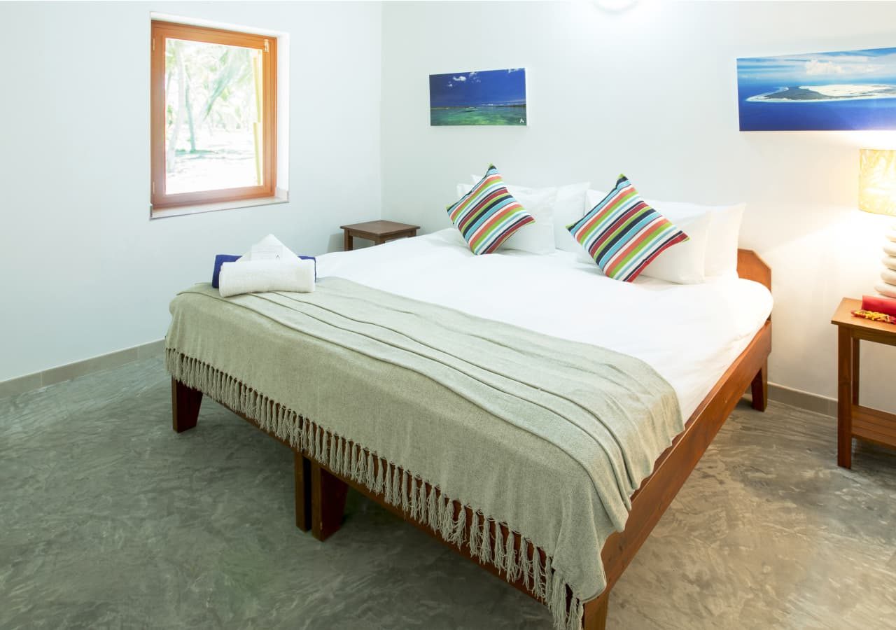 Astove atoll guest bedroom 1280