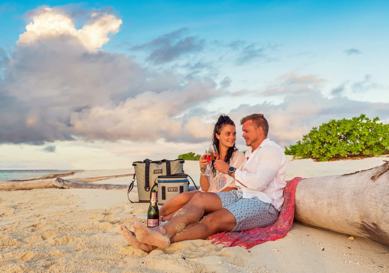 Astove atoll sundowner drinks on the beach 1280