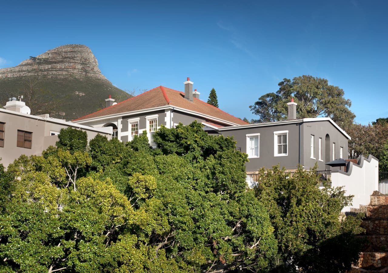 Redcliffe house outside view of the house 1280