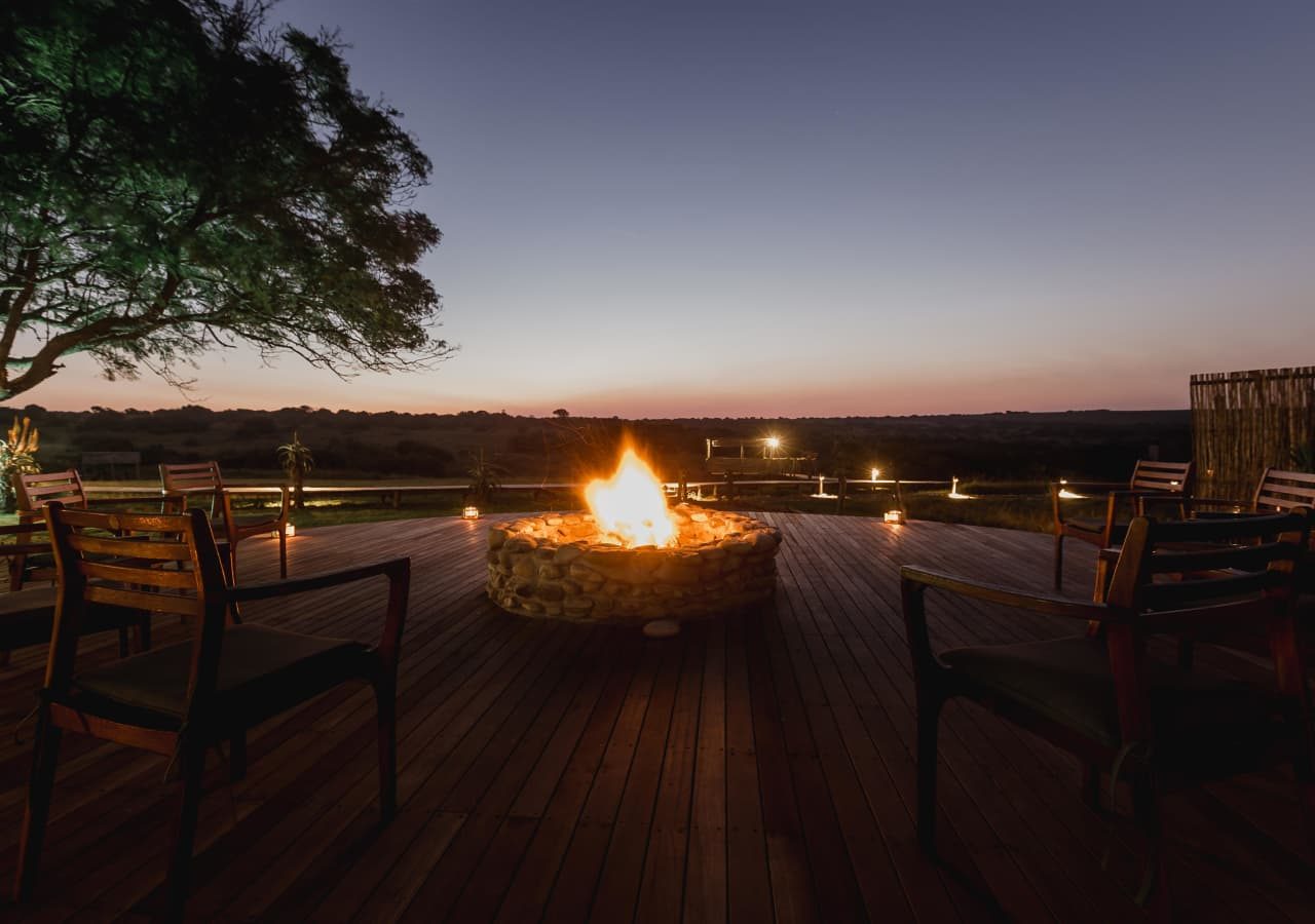 Amakhala hlosi game lodge deck at dusk 1280