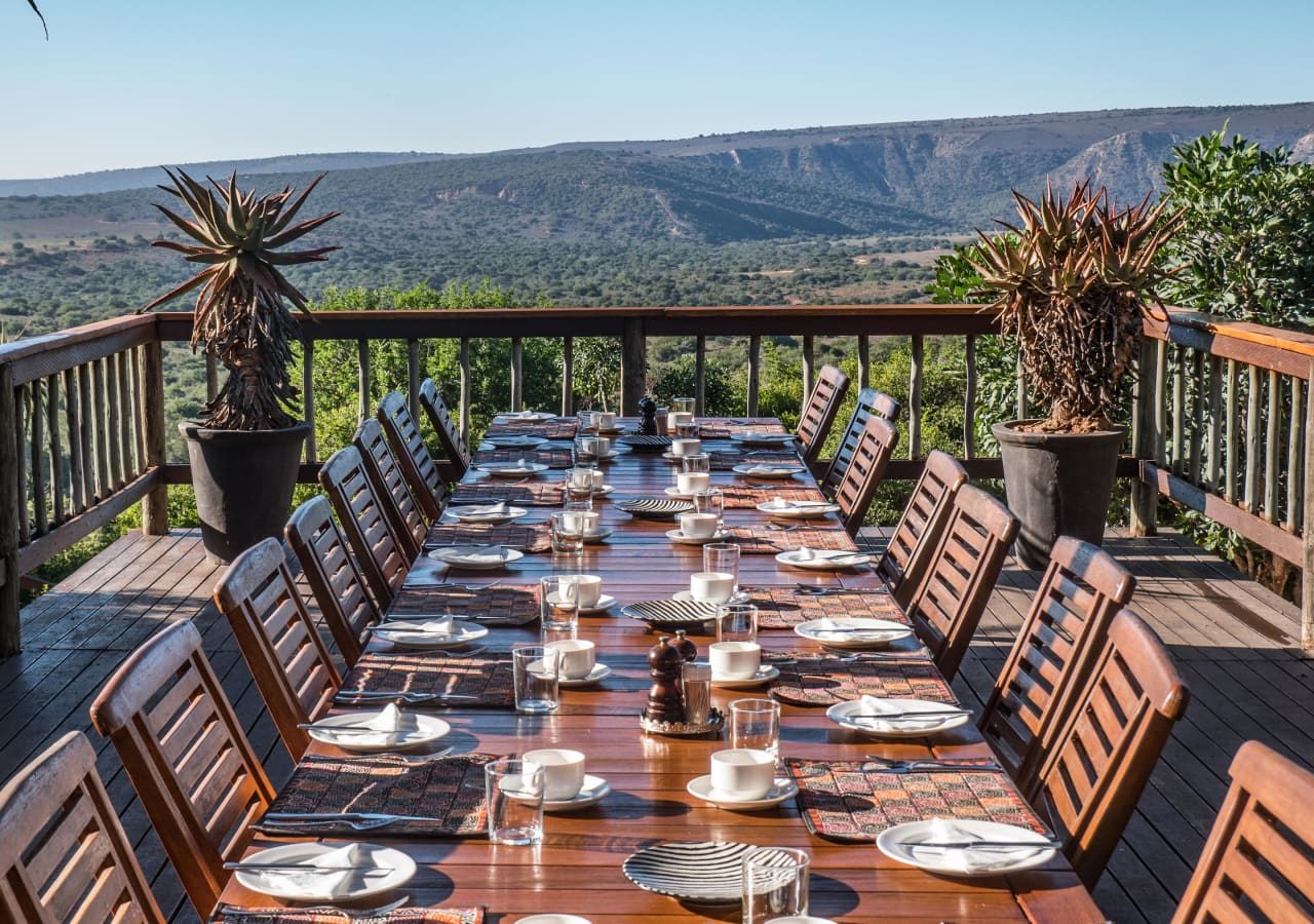 Amakhala woodbury lodge guest dining deck 1280