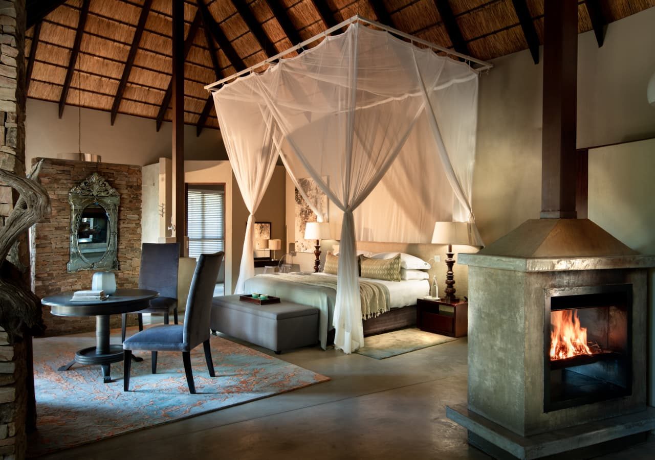 Chitwa chitwa private game lodge guest bedroom 1280