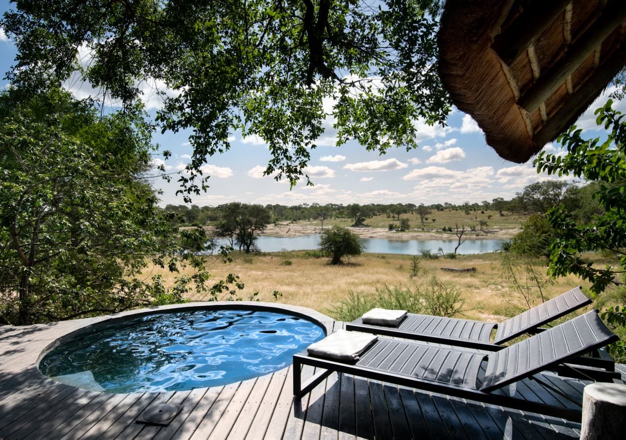 Chitwa chitwa private game lodge private pool 1280