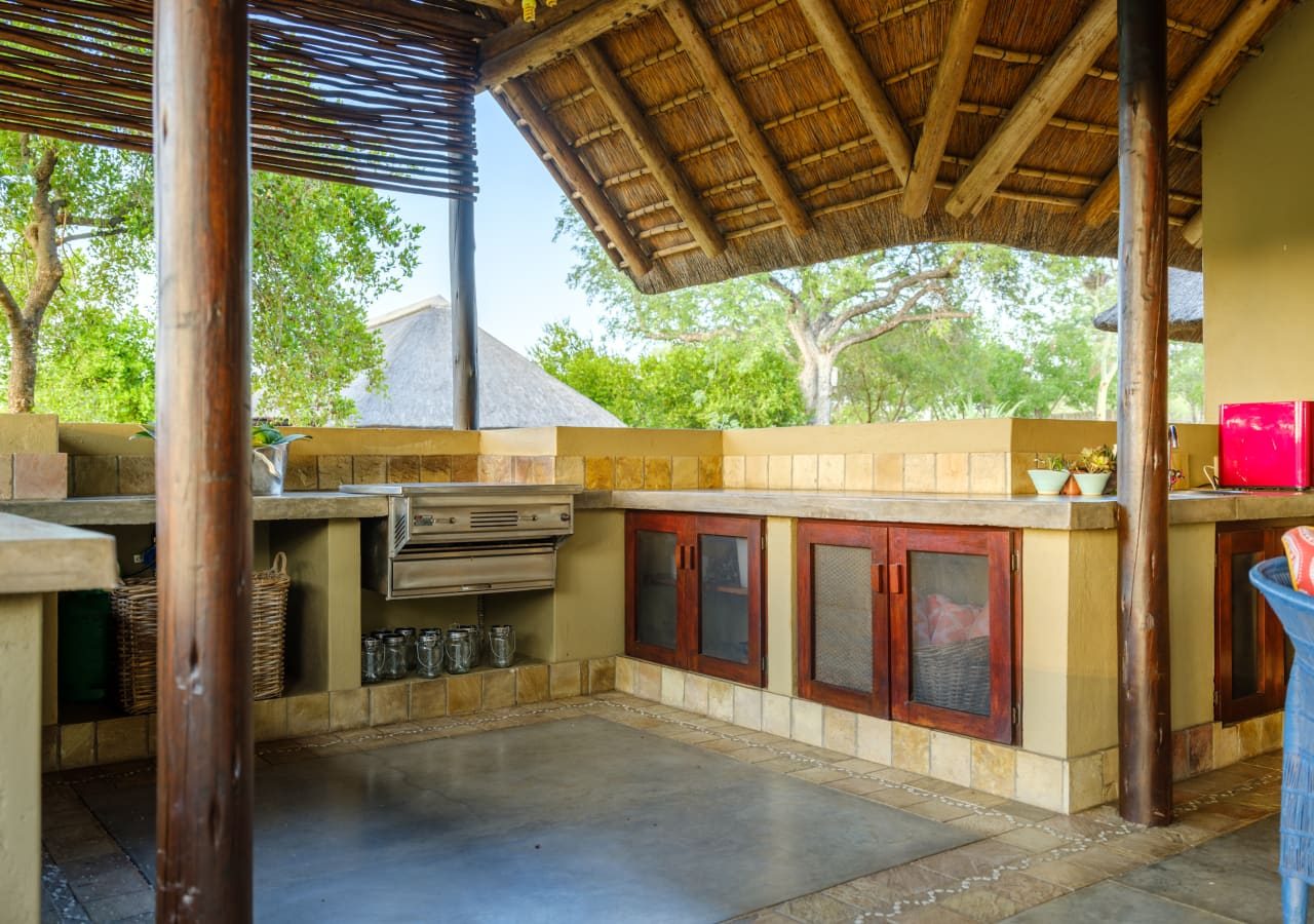 Jacis sabi house outdoor kitchen 1280