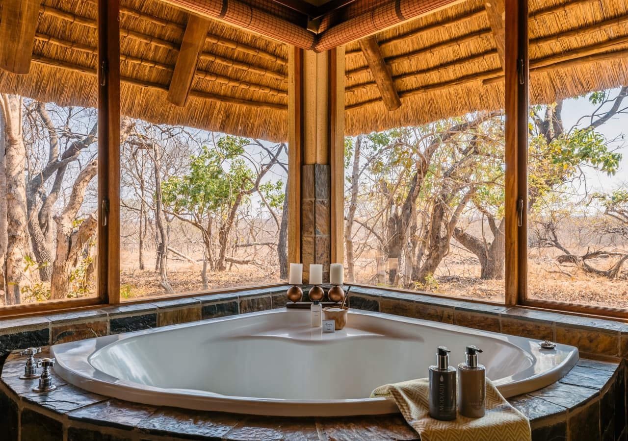 Jackalberry lodge standard suite bathroom 1280