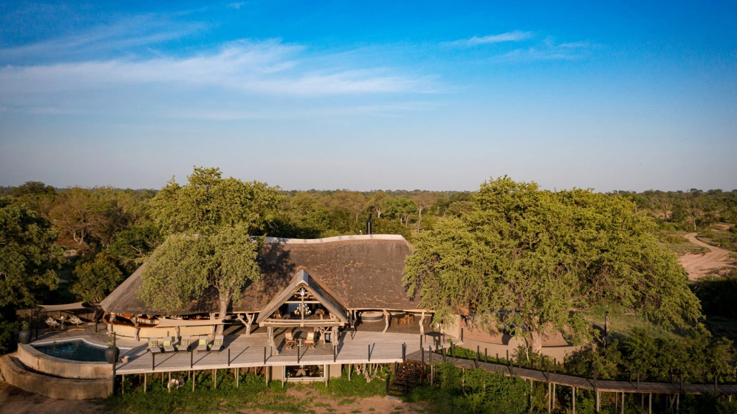 Kambaku river sands aerial view of lodge 2400