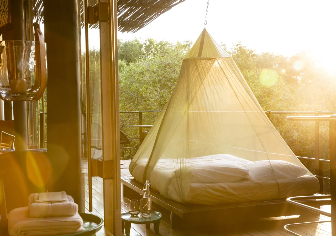 Singita sweni lodge outdoor sleeping on the deck 1280