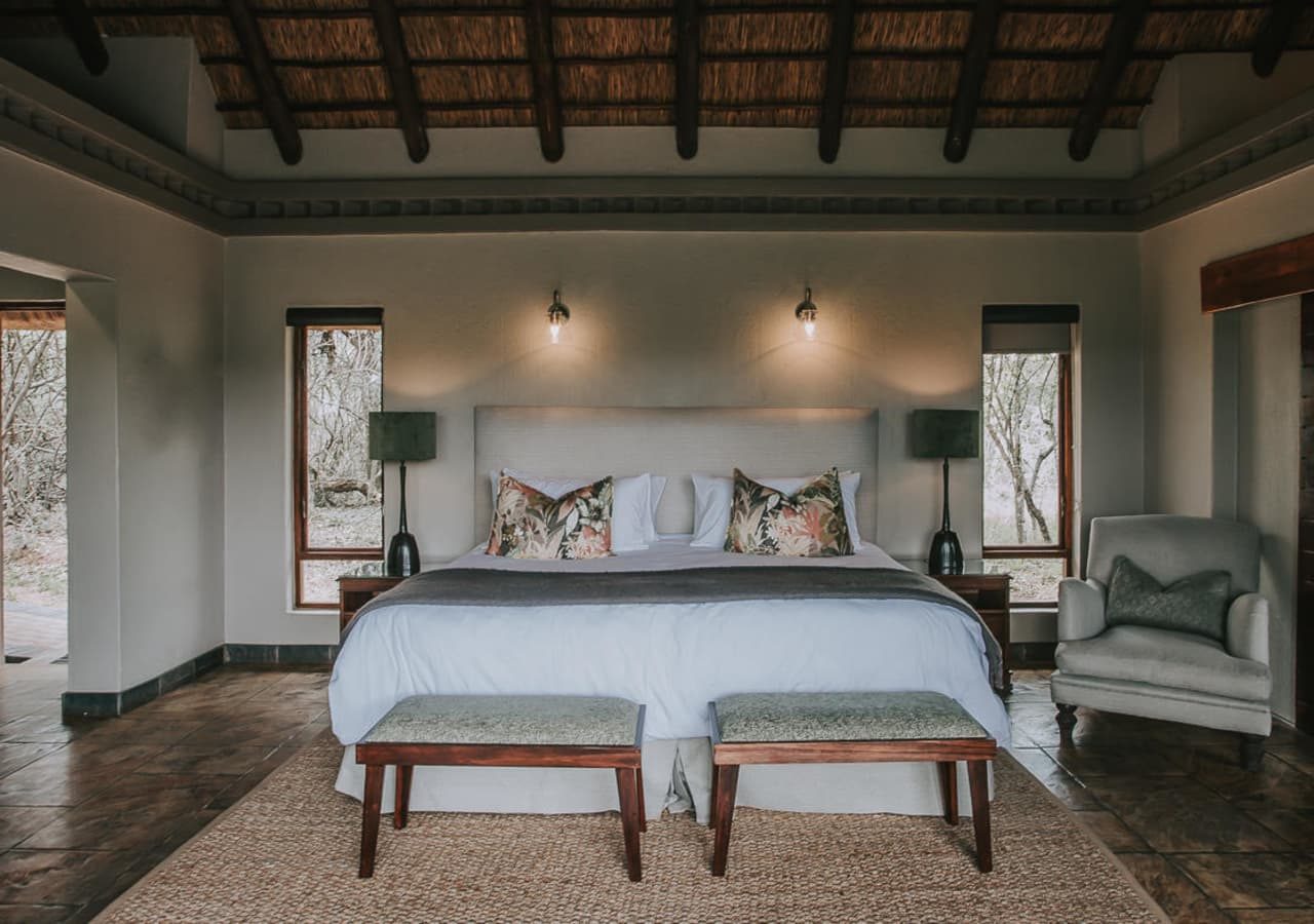 Waterbuck lodge bedroom suite 1280