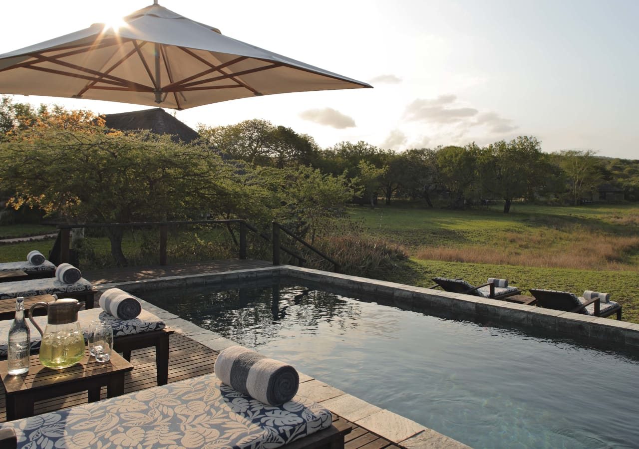 Phinda zuka lodge swimming pool 1280