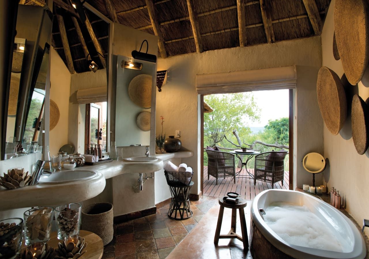 Madikwe safari lodge suite bathroom 1280