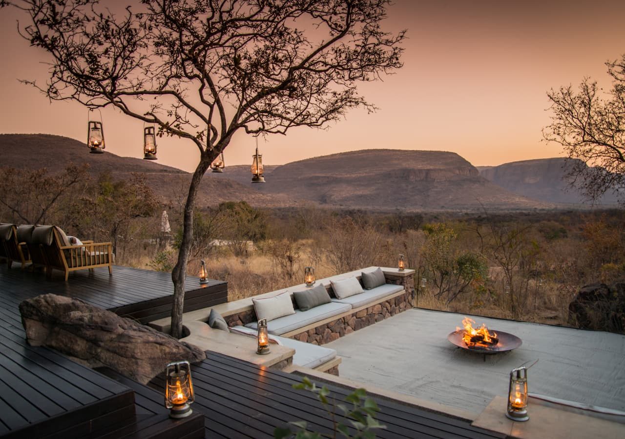 Marataba mountain lodge firepit and outdoor lounge 1280