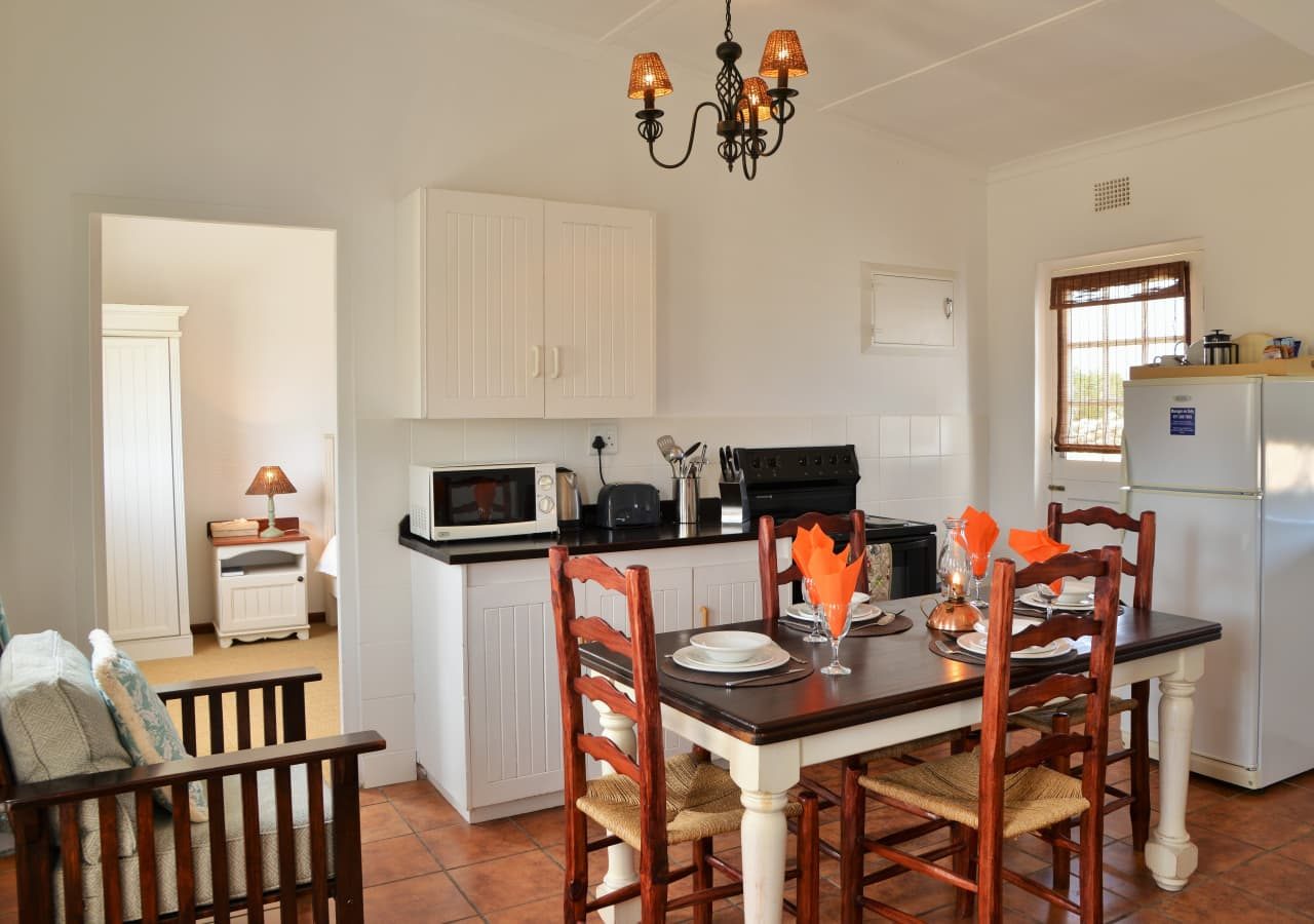 De hoop collection cottage kitchen and dining area 1280