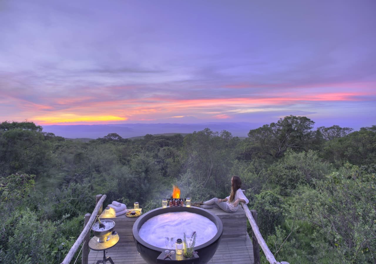 The highlands ngorongoro honeymoon hot tub 1280