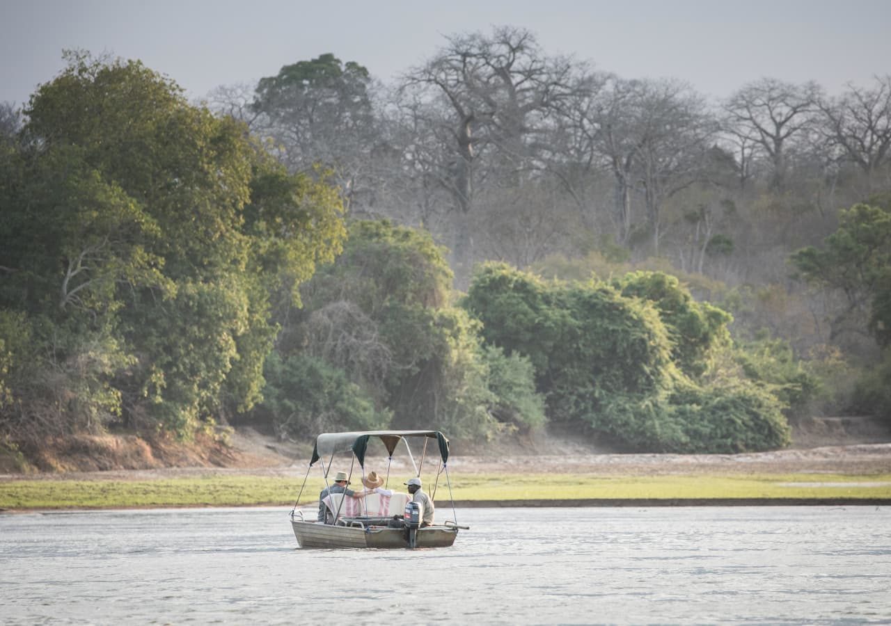 Kiba point selous boat safari 1280