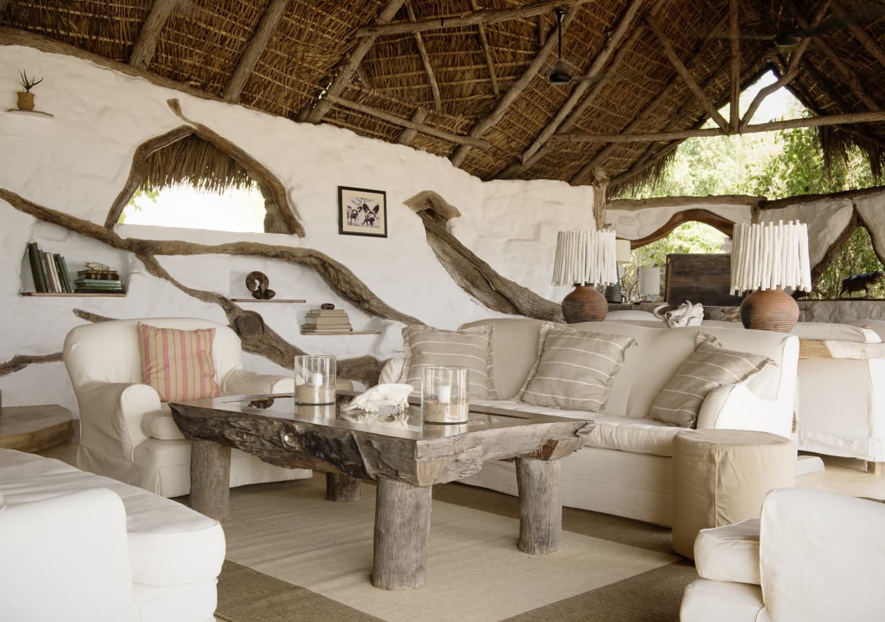 Sand rivers selous lounge area interior 1280