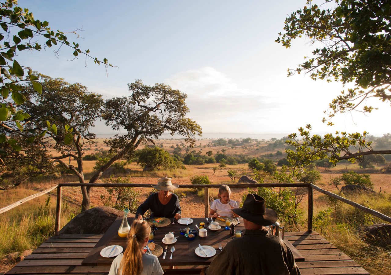 Lamai serengeti family breakfast with a view of the serengeti 1280