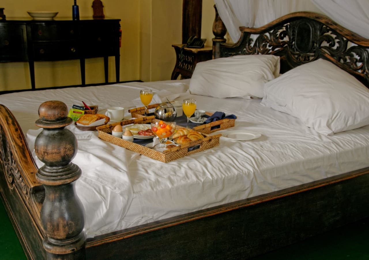 Zanzibar palace hotel breakfast in bed 1280