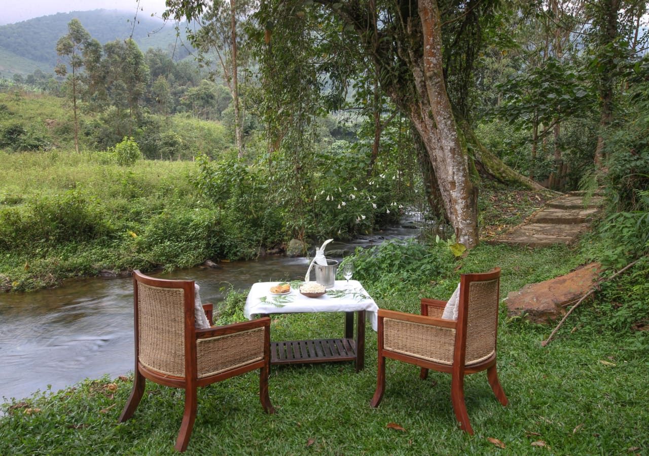 Mahogany springs safari lodge private dining by the river 1280