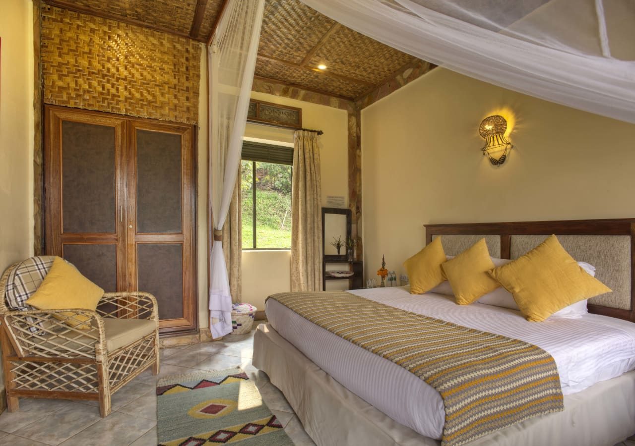 Silverback lodge bedroom interior 1280