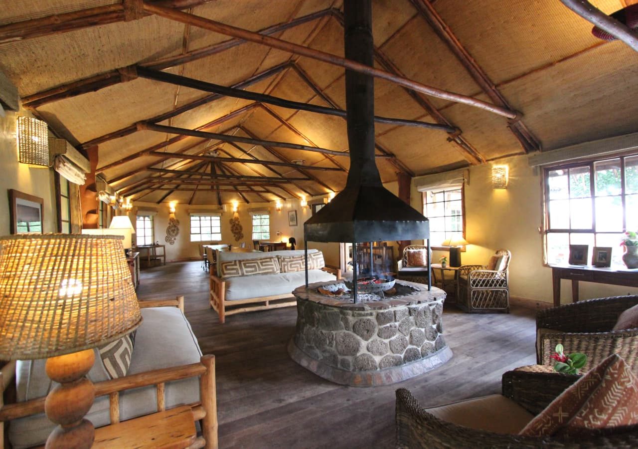 Mount gahinga lodge main building lounge area 1280