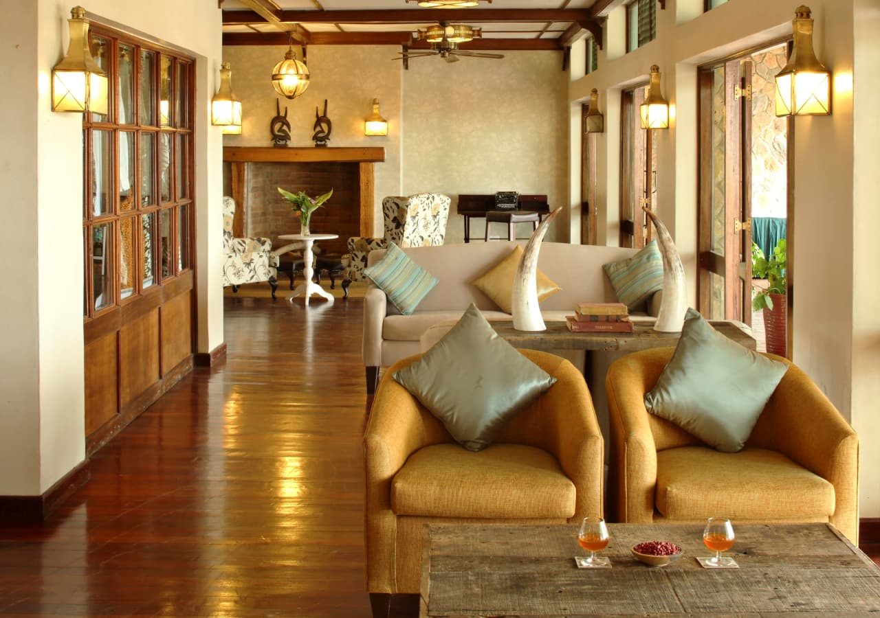 Paraa safari lodge main lounge area 1280