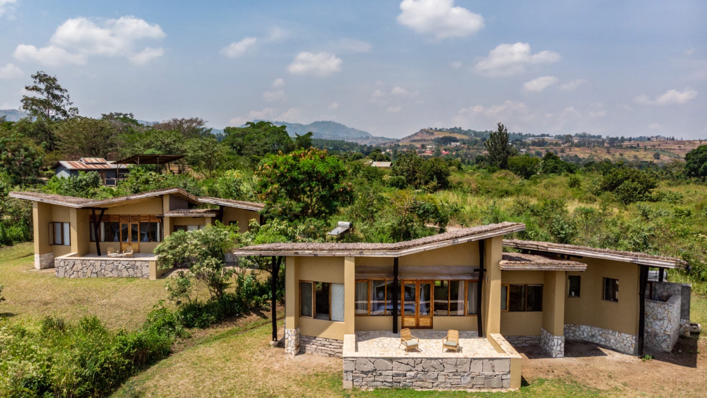 Kyambura gorge lodge exterior view of lodge 2400