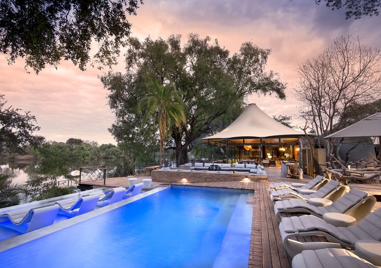 Thorntree river lodge swimming pool 1280