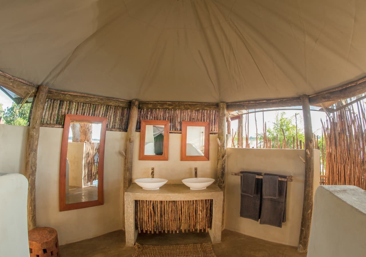 Three rivers camp tented bathroom 1280