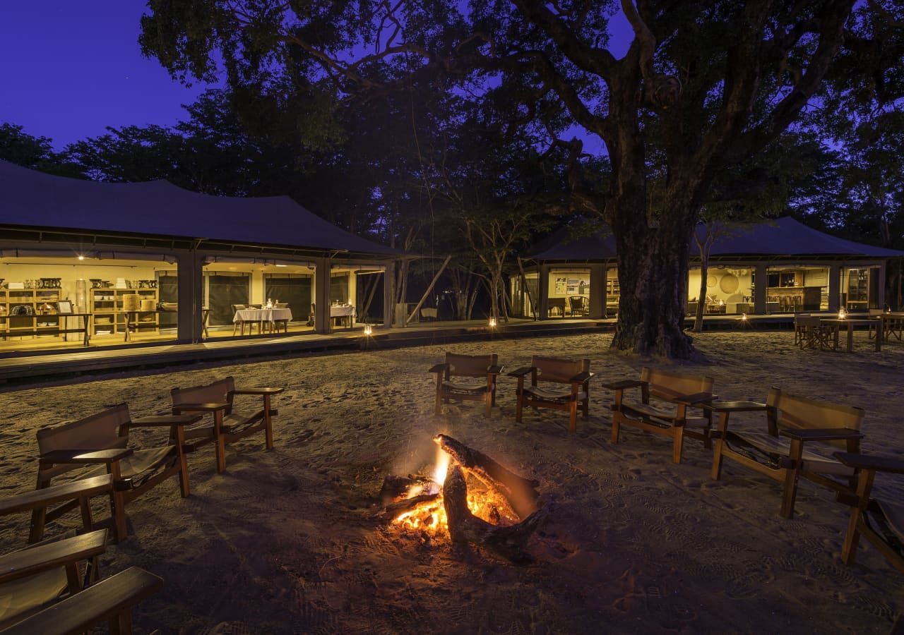 Little makalolo camp fire pit area at night 1280