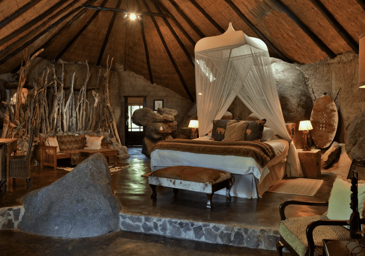 Amalinda lodge lobengula suite interior 1280