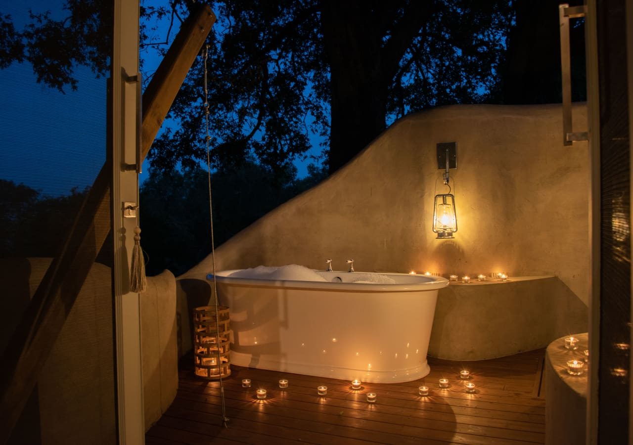 Mpala jena outdoor bath 1280