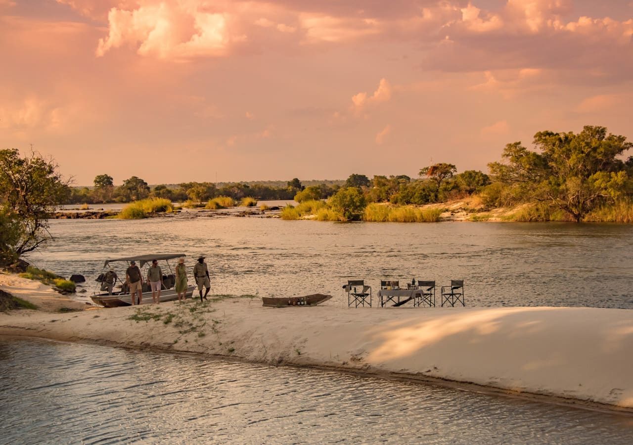 Mpala jena sundowners by the water 1280